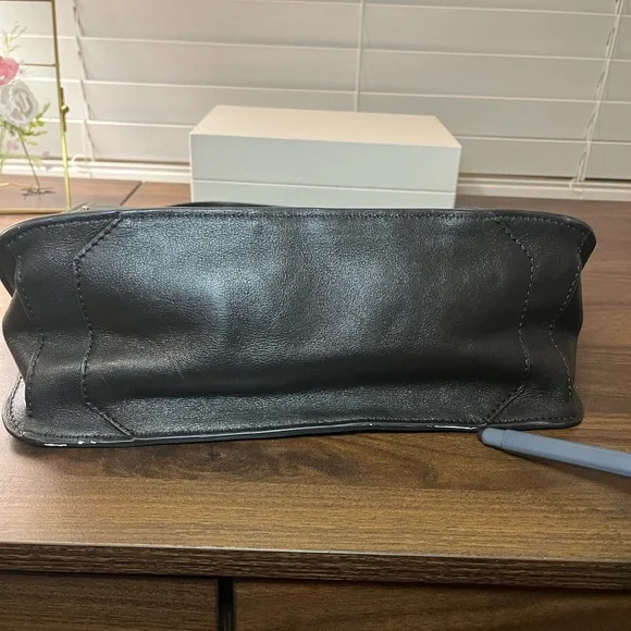 Tory Burch Priscilla Satchel - Picture 4 of 9